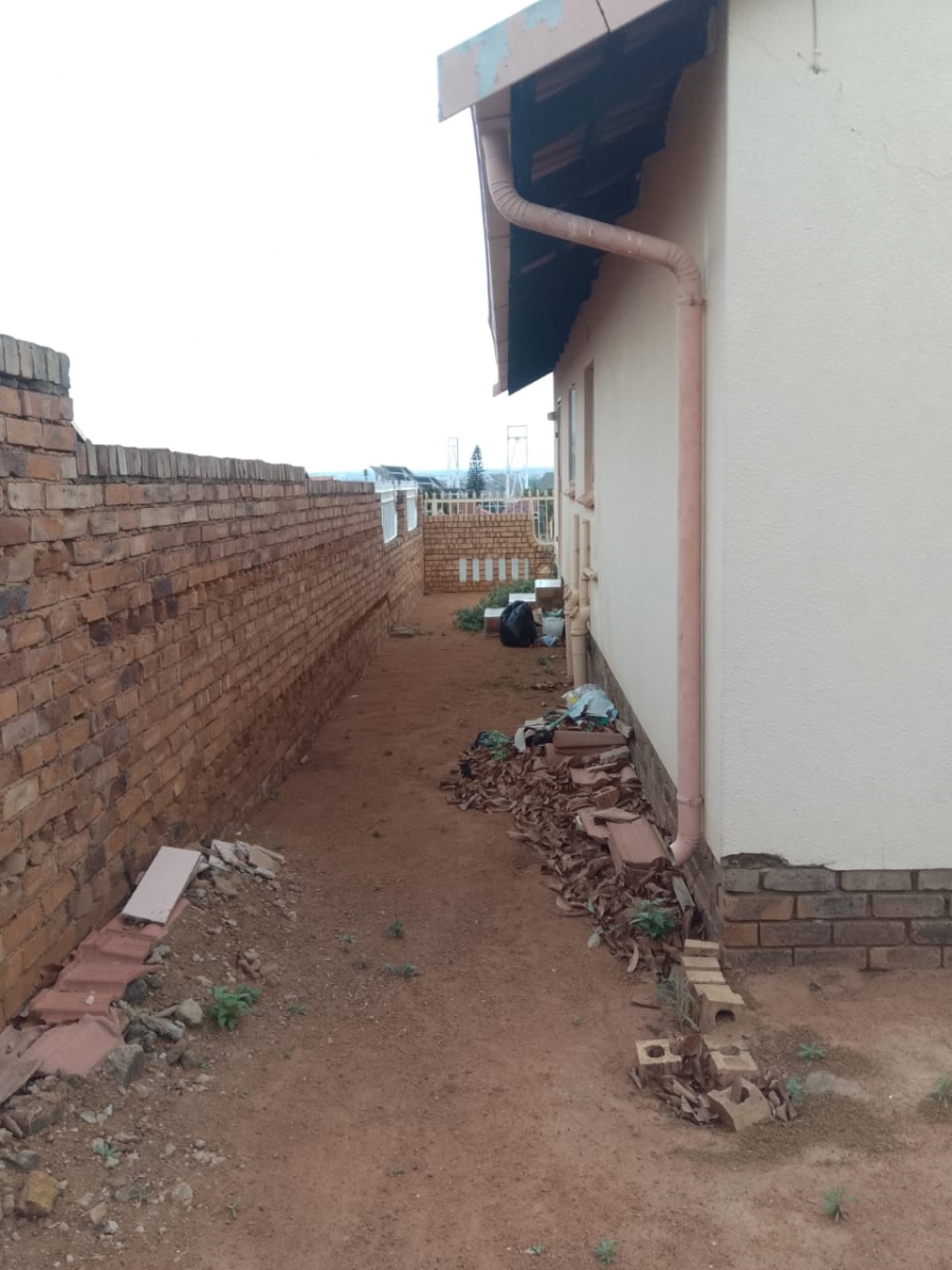 3 Bedroom Property for Sale in Mabopane Unit M North West